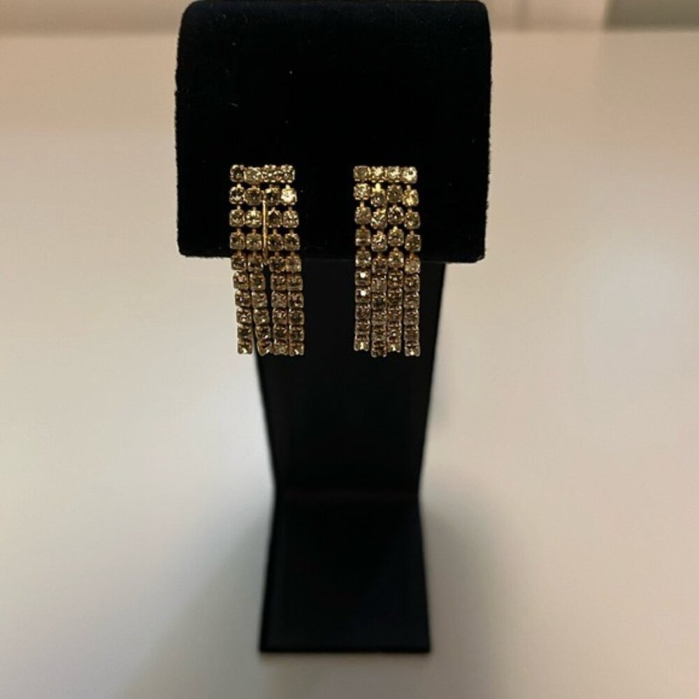 💛✨ Vintage Gold-Tone Rhinestone Dangle Clip-On Earrings